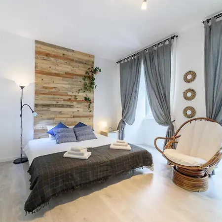 شقة Modern Rustic In Graca By Lovelystay